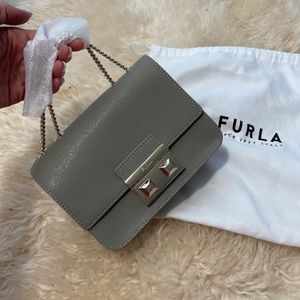 NWT Furla Bella Mini cross chain leather crossbody/shoulder bag
